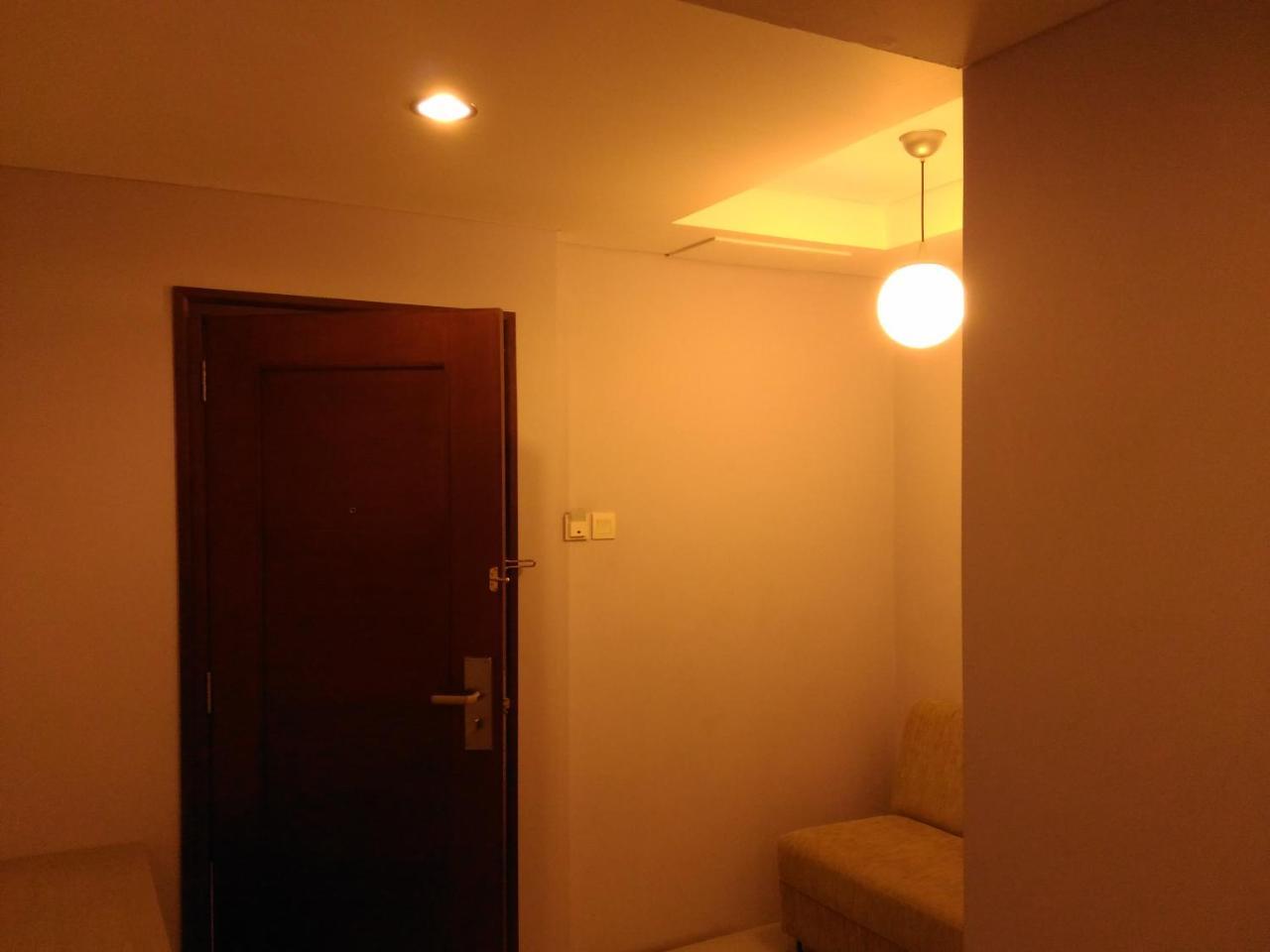 Hotel Kharisma Madiun Kültér fotó
